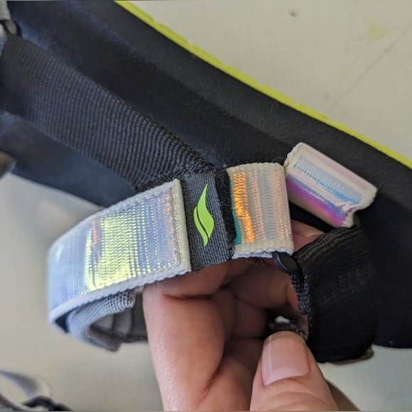 GENTLY WORN KEDS IRIDESCENT VELCRO STRAP SANDALS - Picture 6 of 11